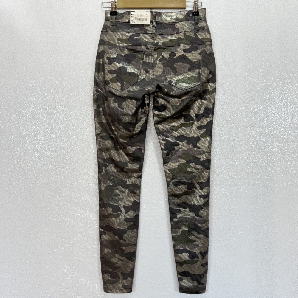 HUE Camo Metallic Skinny Pants Women’s Size Small – Stretchy, Stylish, & Sleek - Picture 14 of 16